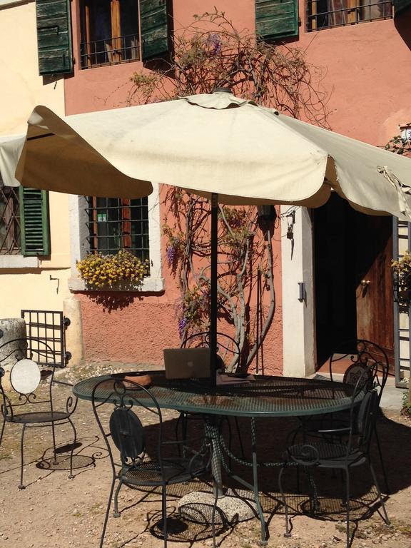 Agriturismo Corte Pellegrini San Martino Buon Albergo Eksteriør bilde