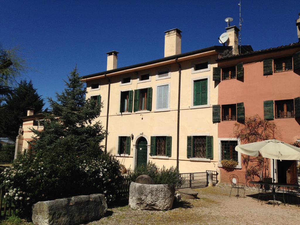 Agriturismo Corte Pellegrini San Martino Buon Albergo Eksteriør bilde
