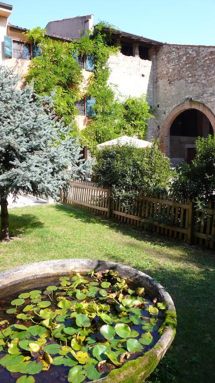 Agriturismo Corte Pellegrini San Martino Buon Albergo Eksteriør bilde