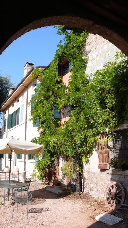 Agriturismo Corte Pellegrini San Martino Buon Albergo Eksteriør bilde
