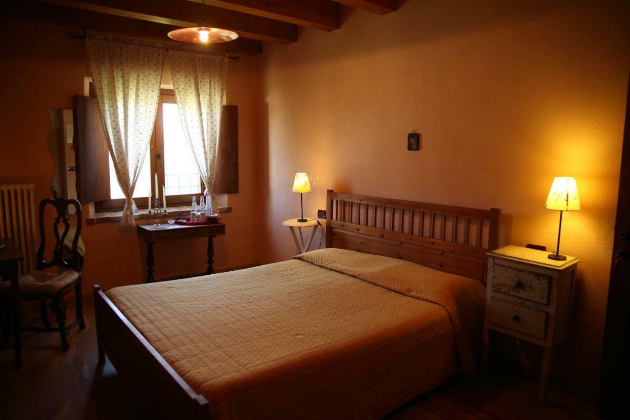 Agriturismo Corte Pellegrini San Martino Buon Albergo Eksteriør bilde